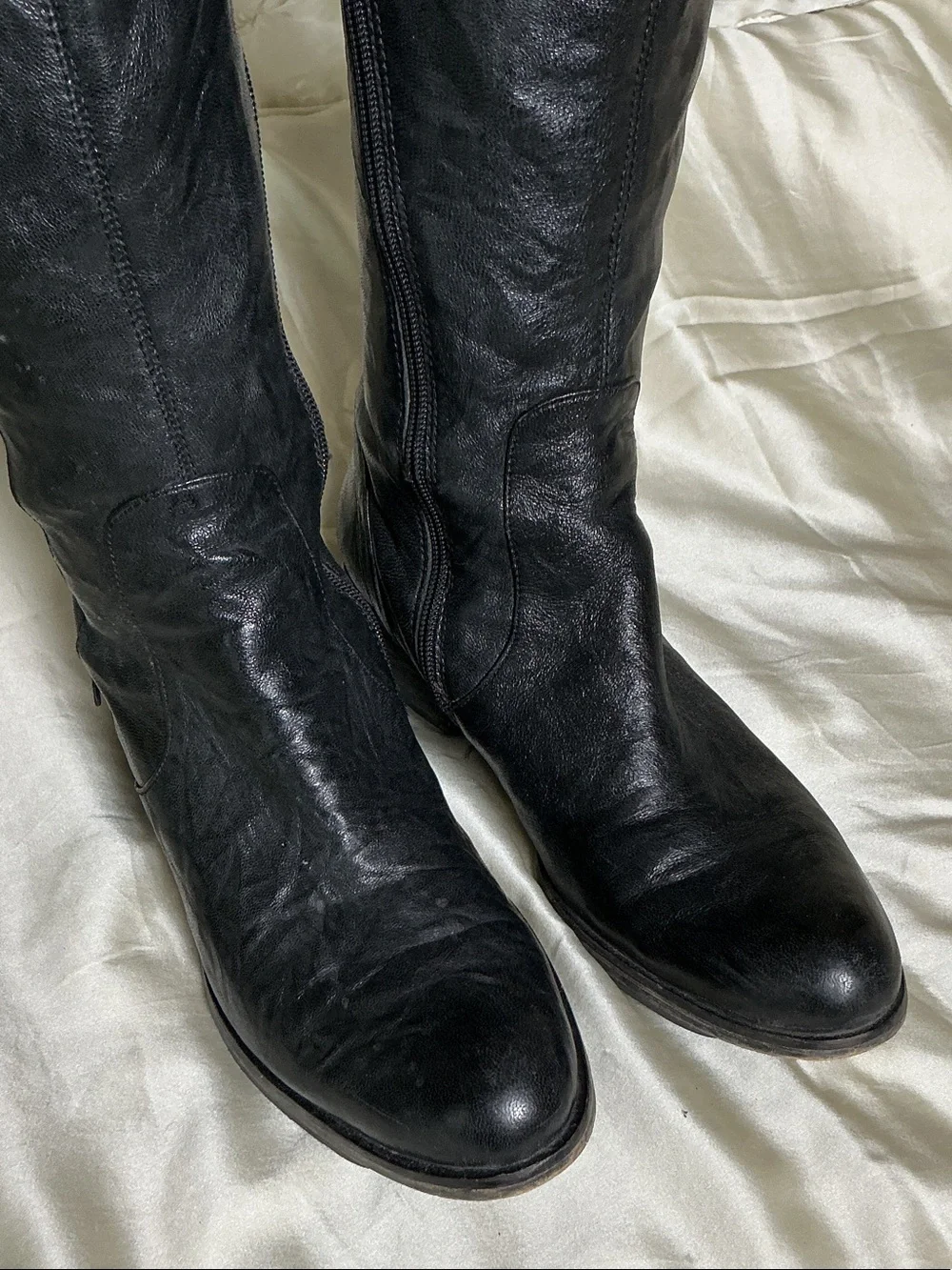 Sam Edelman classic knee