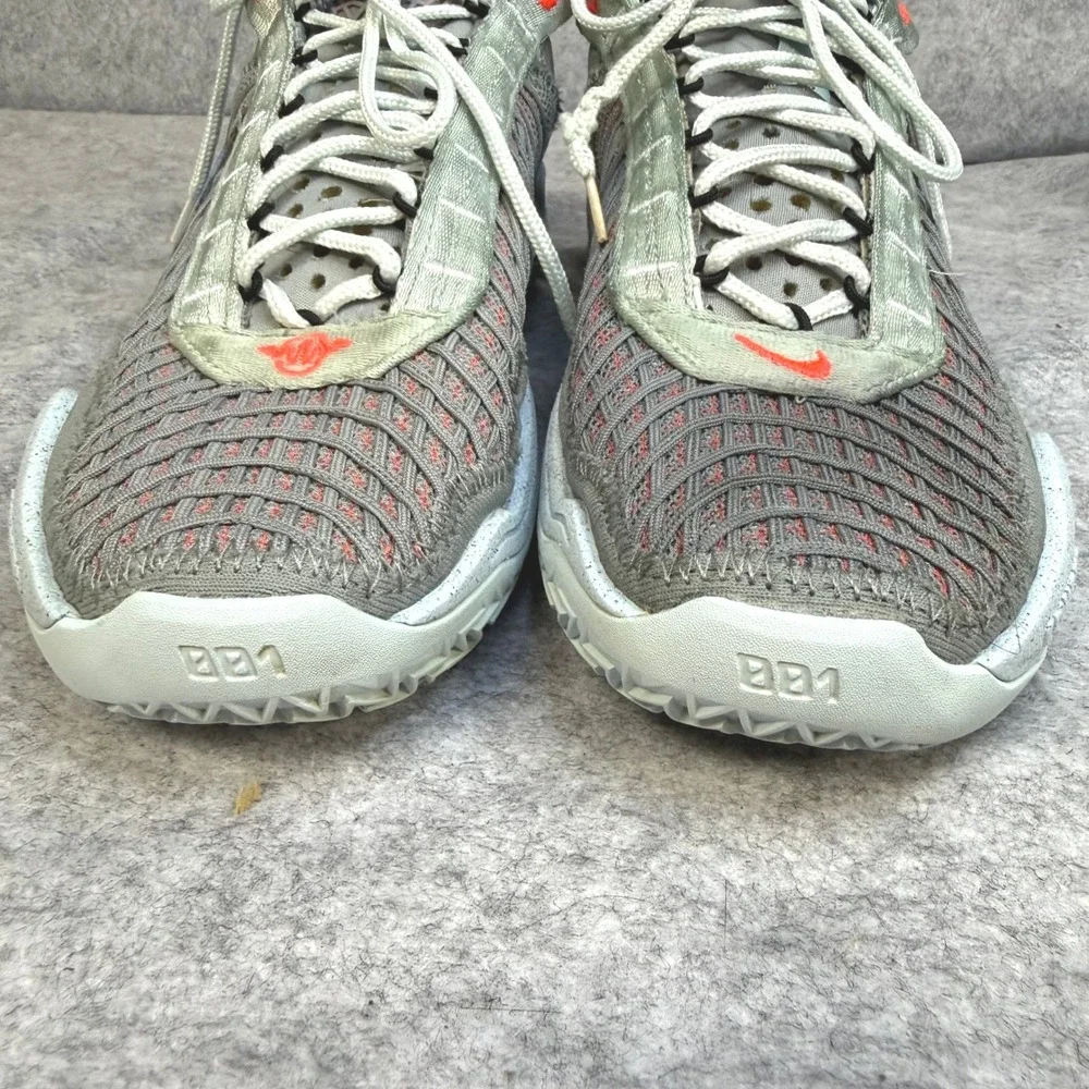 Nike cosmic unity