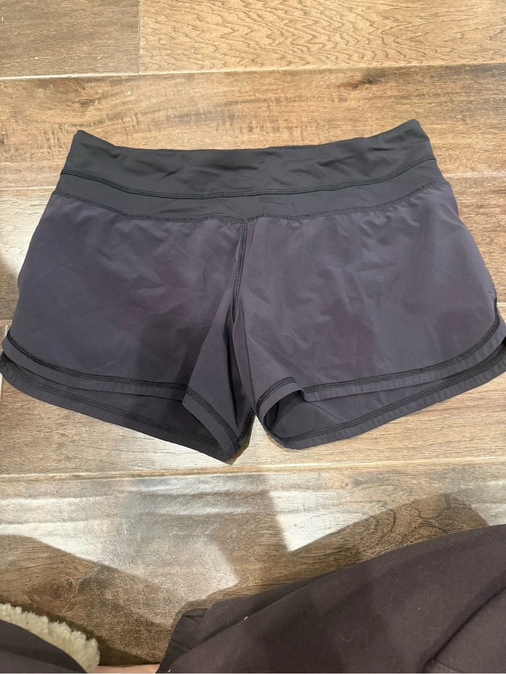 LULULEMON Speed up short-Black-Size 8