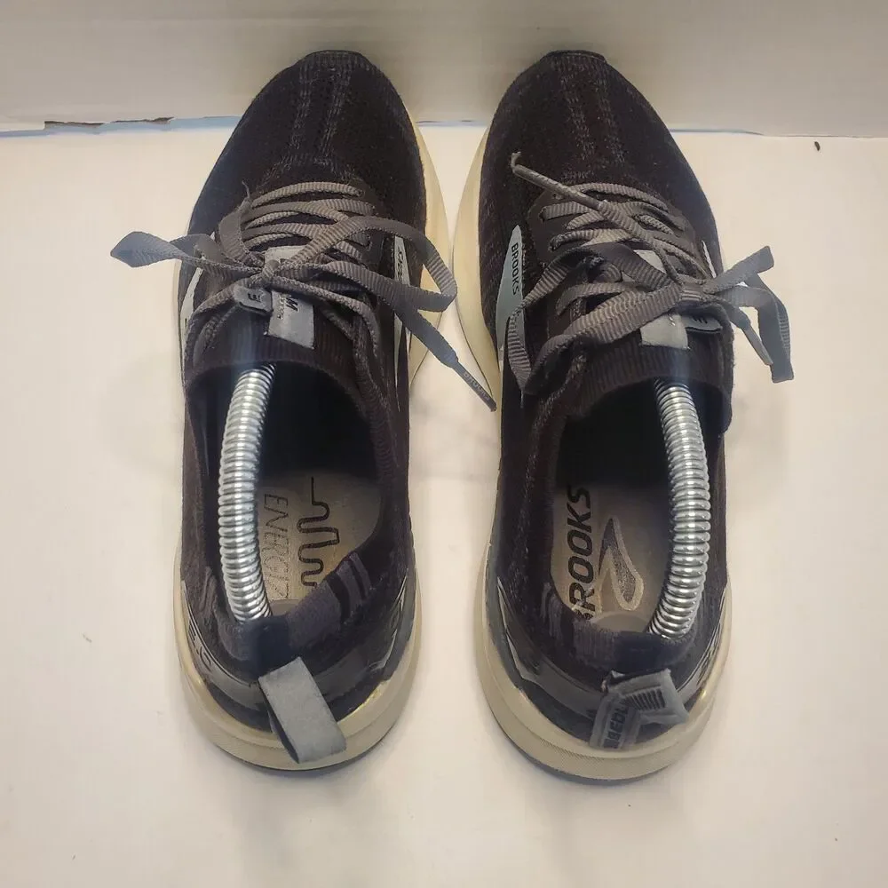 Brooks bedlam running