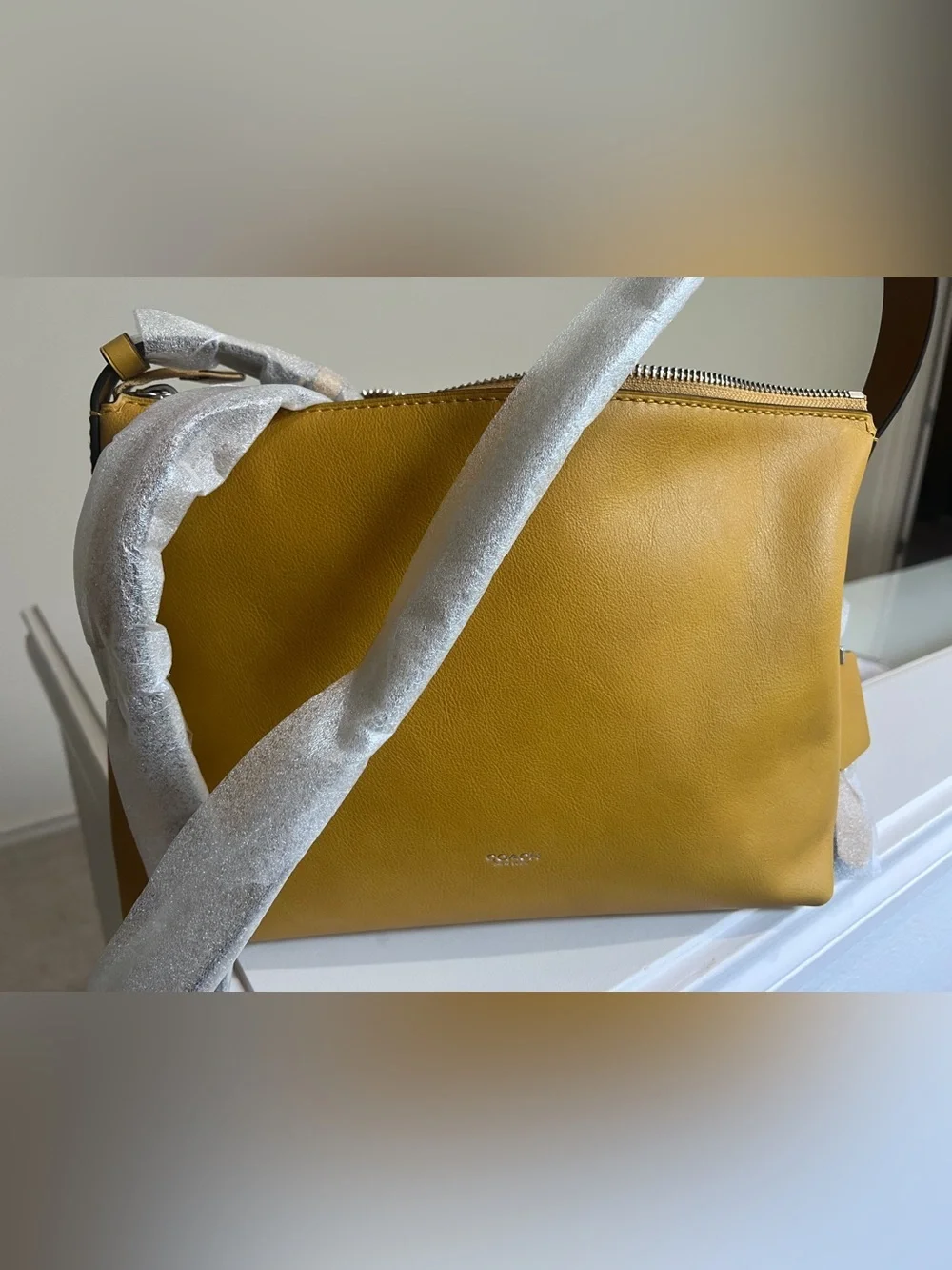 Coach sleek pebble