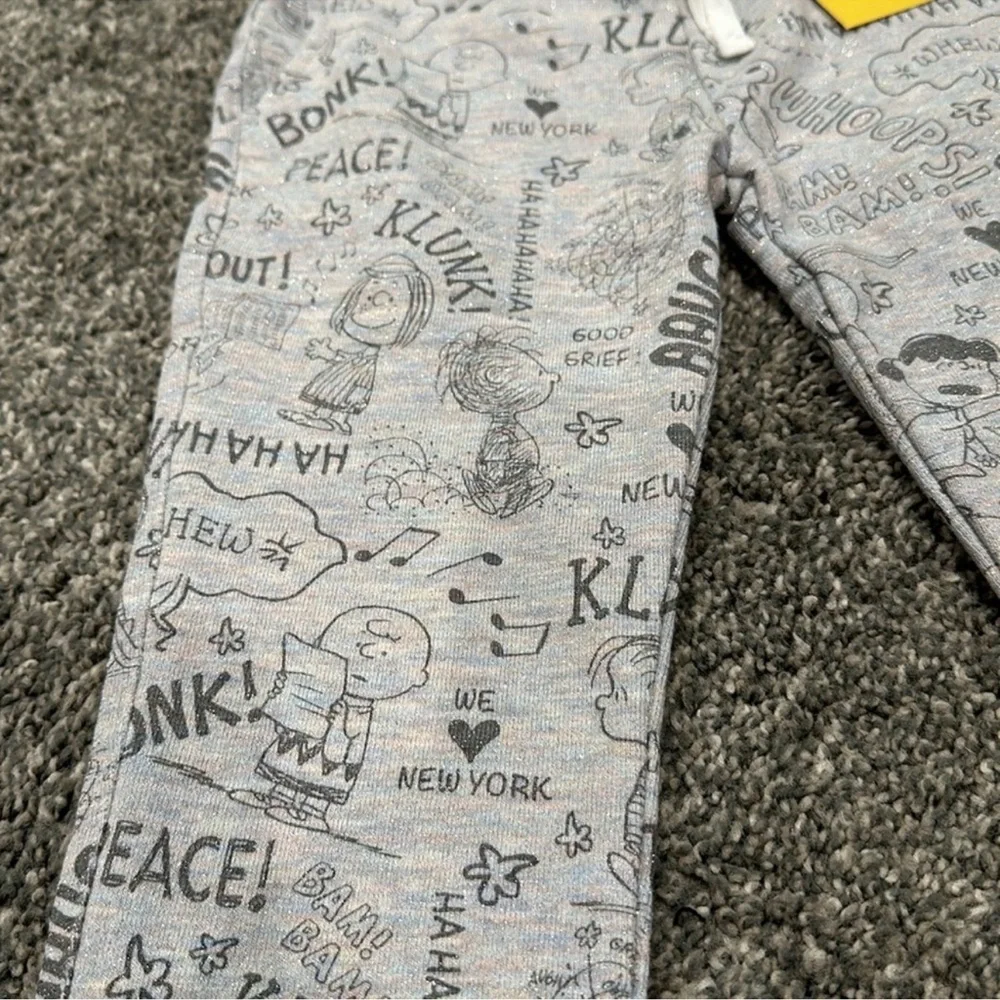 Peanuts nwt jogger