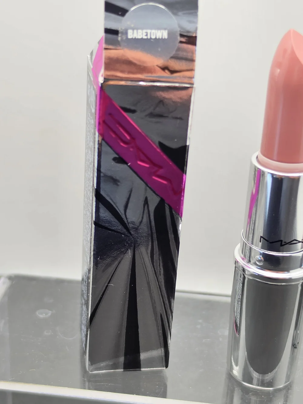 MAC Cosmetics limited edition