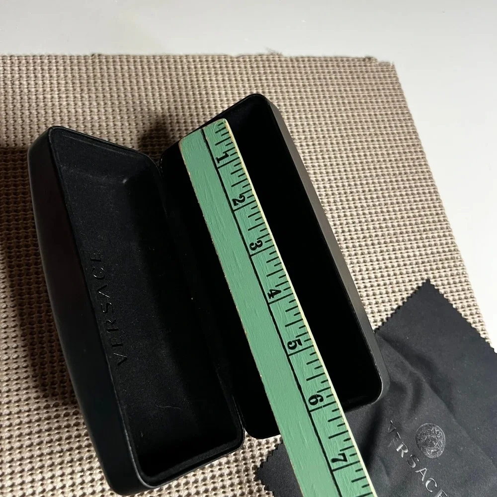 Versace frames exterior