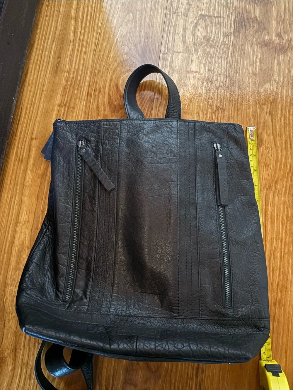 Muud black leather