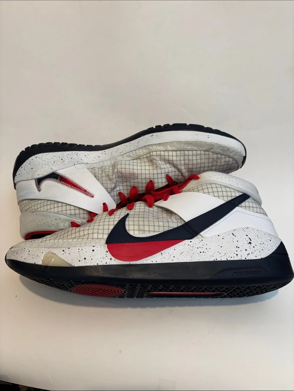 Men’s  High-Top Athletic Sneakers in White and Red
