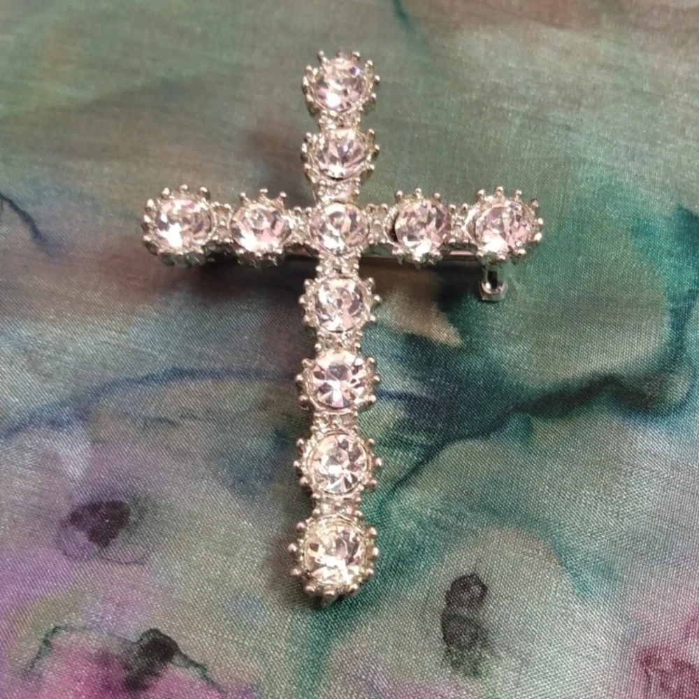 N/A vintage rhinestone