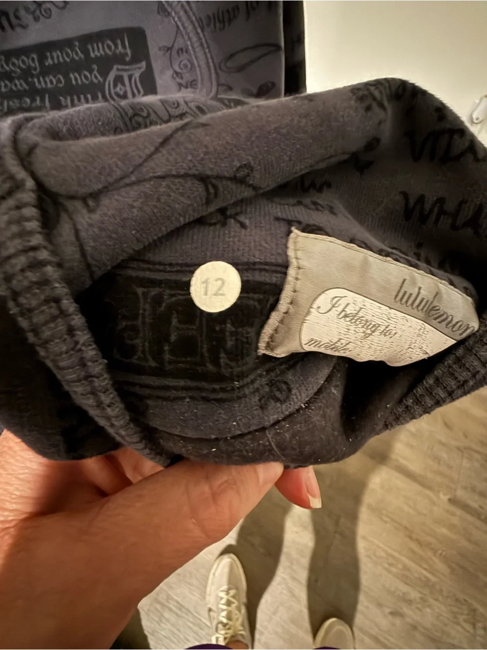 lululemon athletica Manifesto Scuba