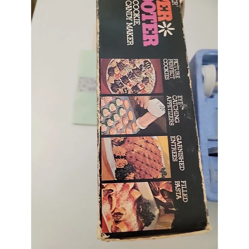 Wear Ever Super Shooter Electric Cookie Press Candy Maker Decor Vintage Box