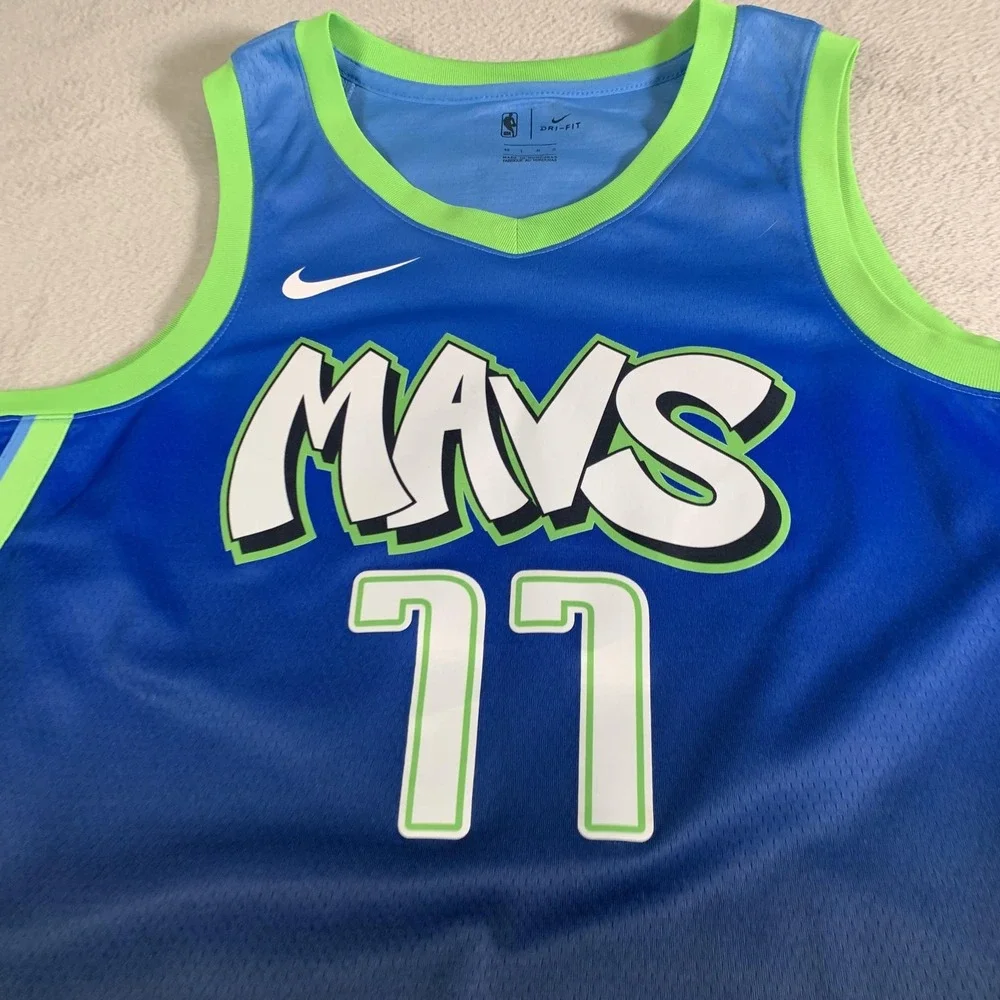 Dallas Mavericks Jersey Mens Large 48 Swingman Nike Dri Fit Luka Doncic #77‎