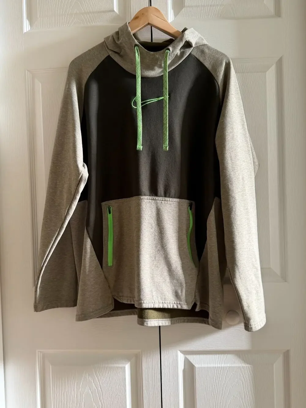 Nike Pullover Hoodie Men XL Therma Fit Olive Green
