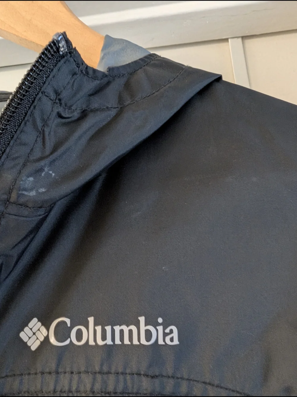 Columbia lightweight rain