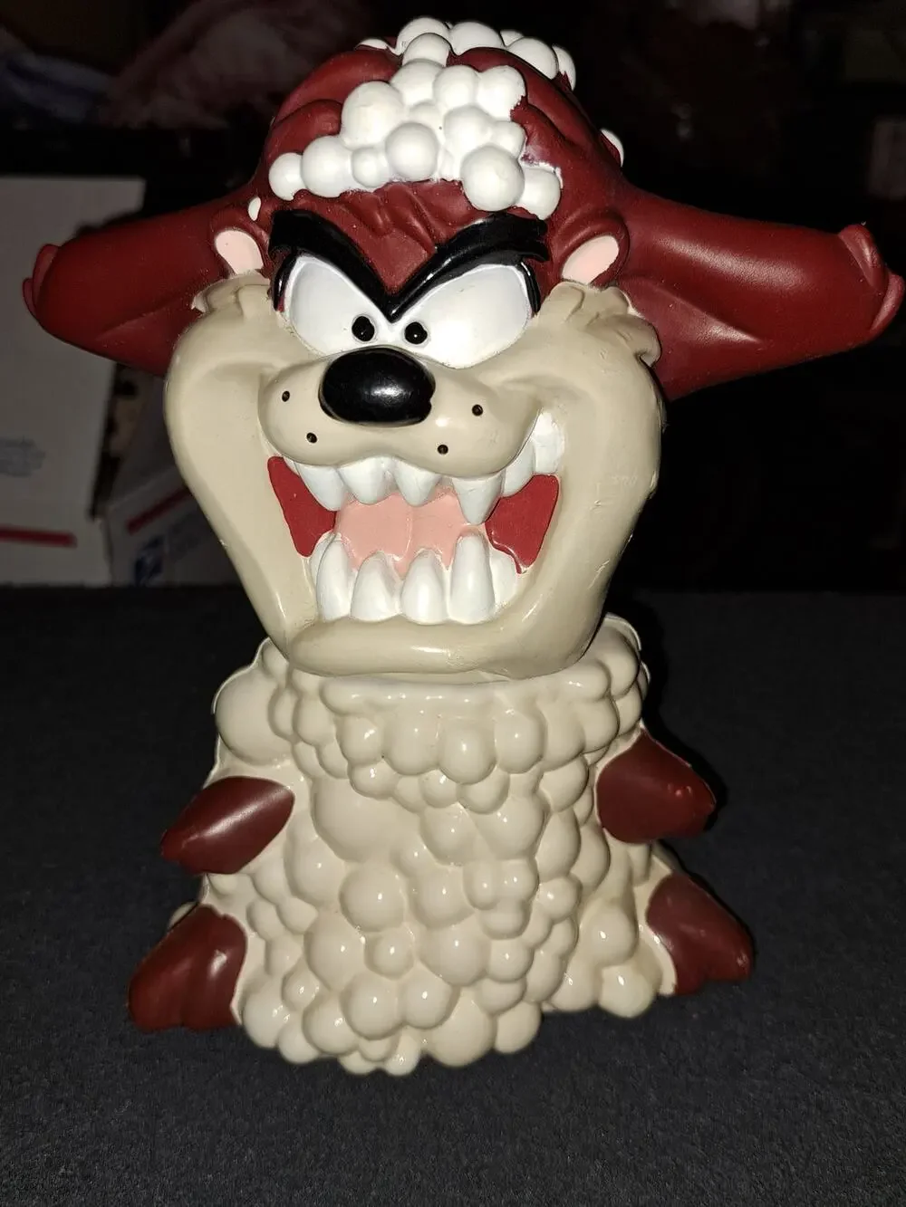 Vintage 1997 Looney Tunes 7.5