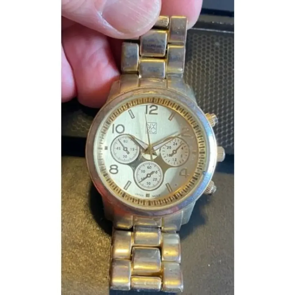 New York & Company 37mm gold