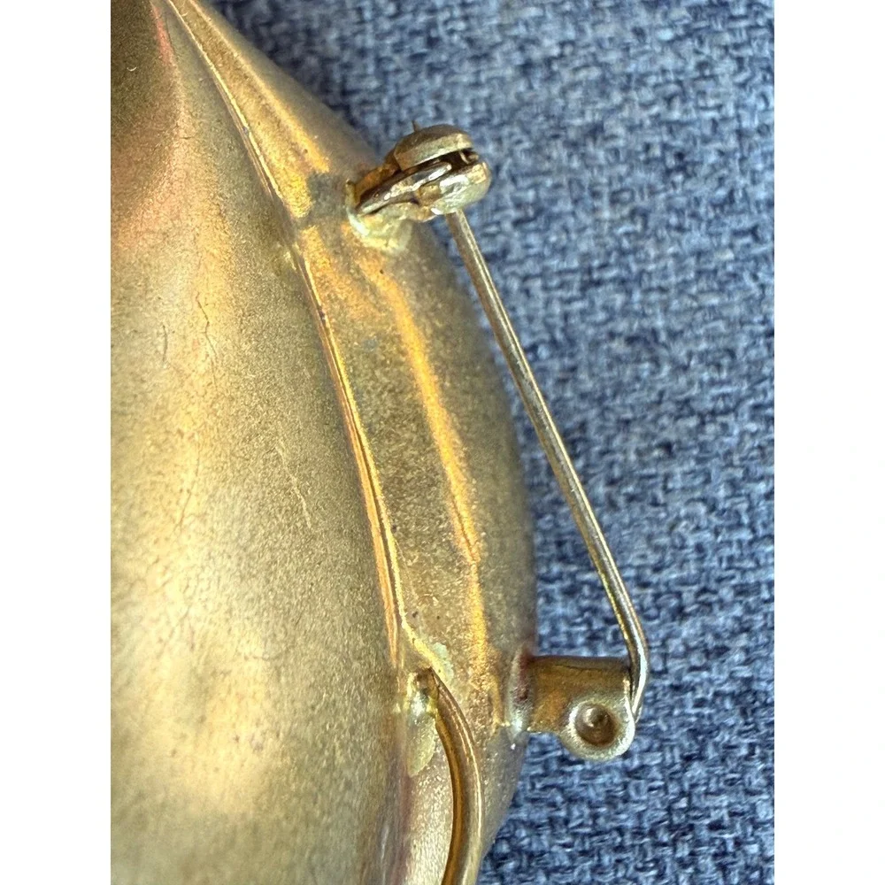 N/A vintage gold