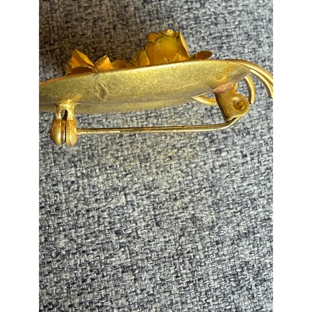 N/A vintage gold