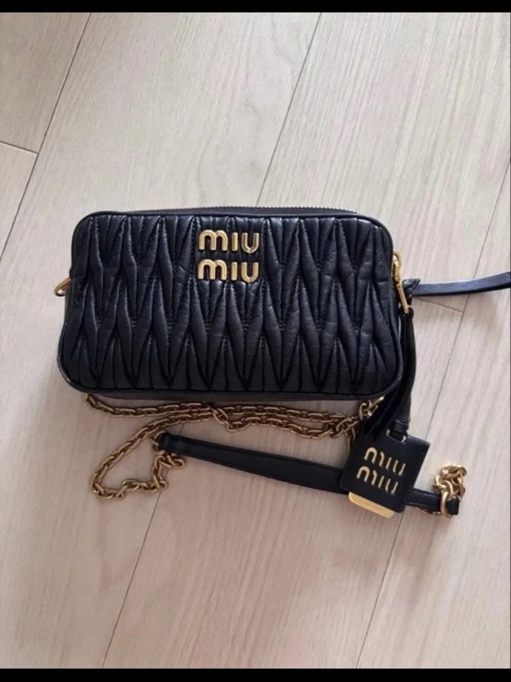 Miu Miu compact matelassé