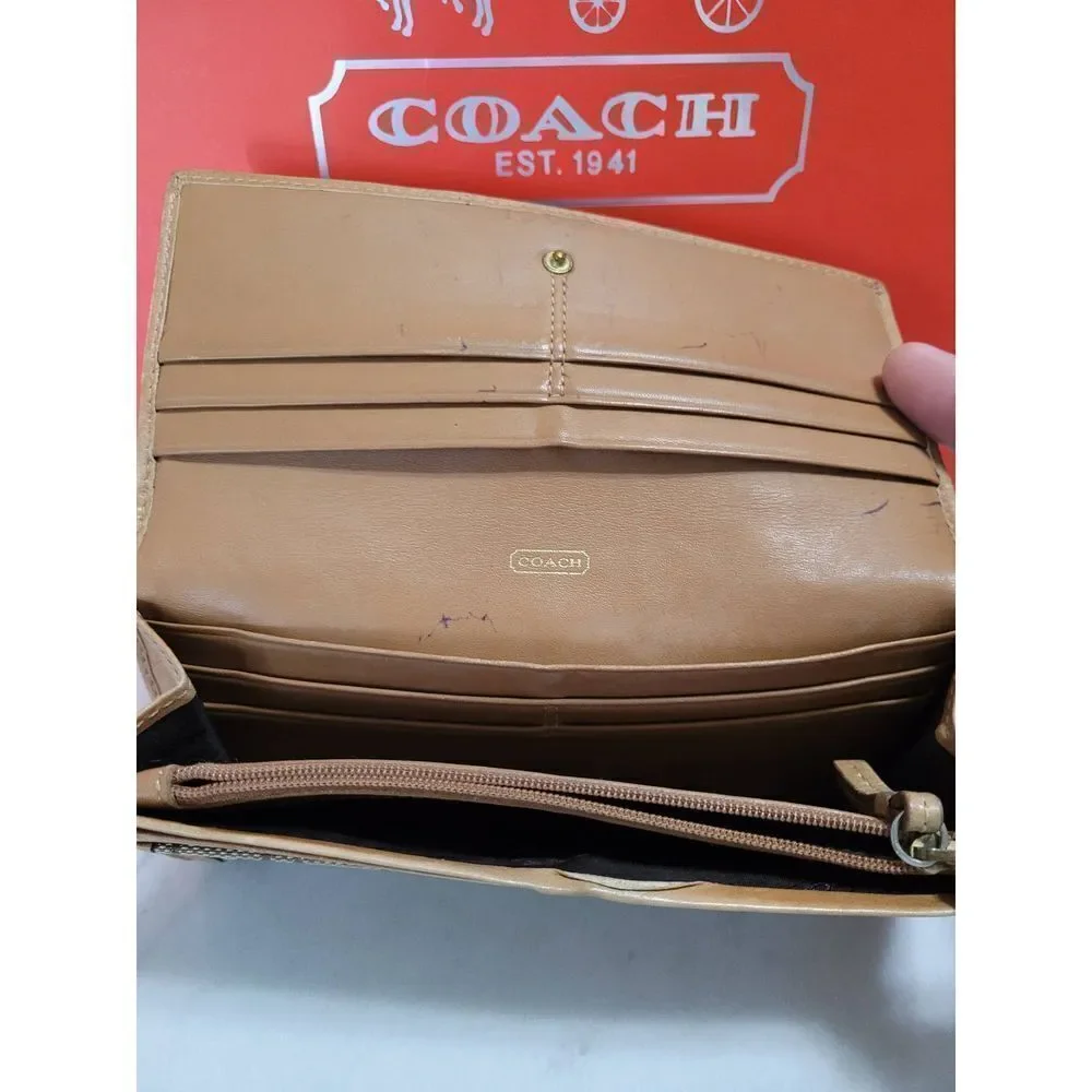 Coach please bifold