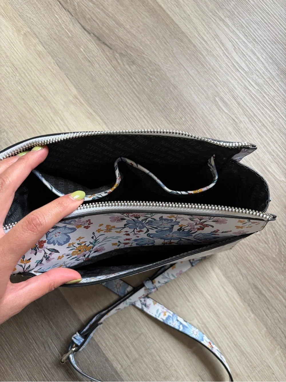 Steve Madden Blue Floral Crossbody