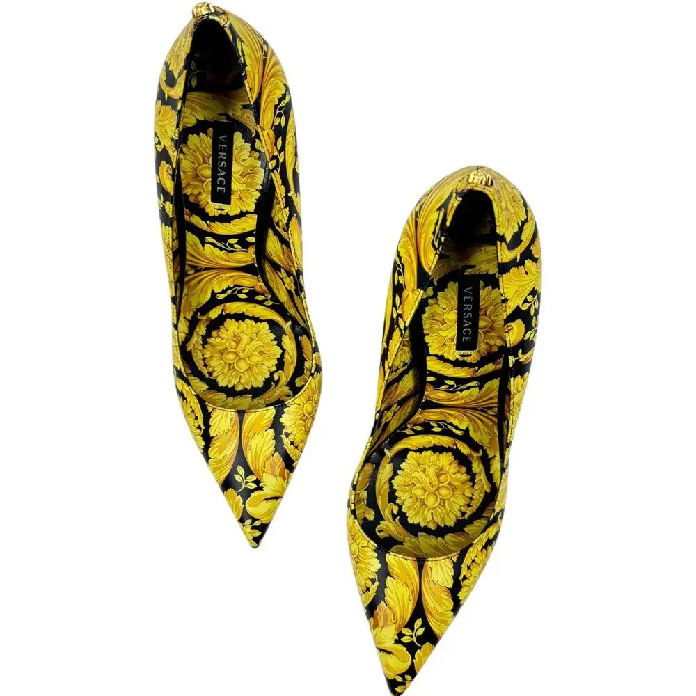 Versace all over