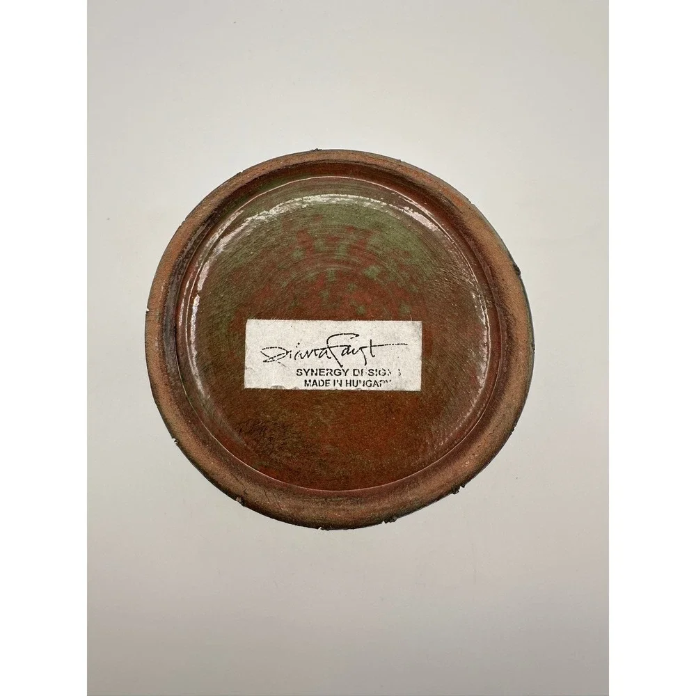 Diana Fayt handcrafted pottery