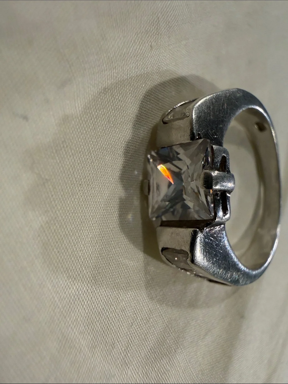 N/A elegant silver