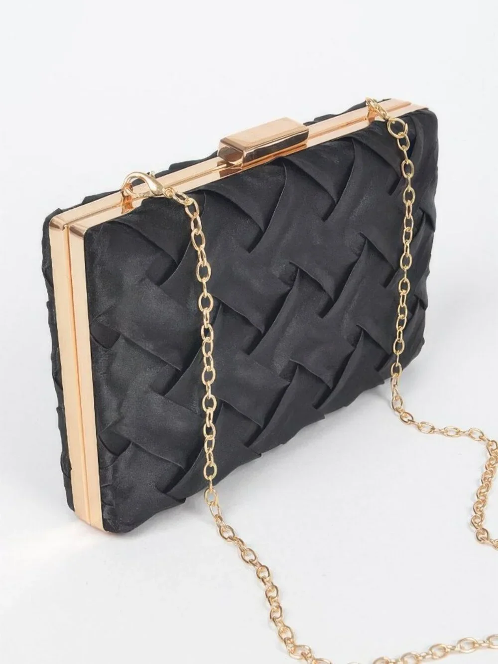BB Boutique this cross