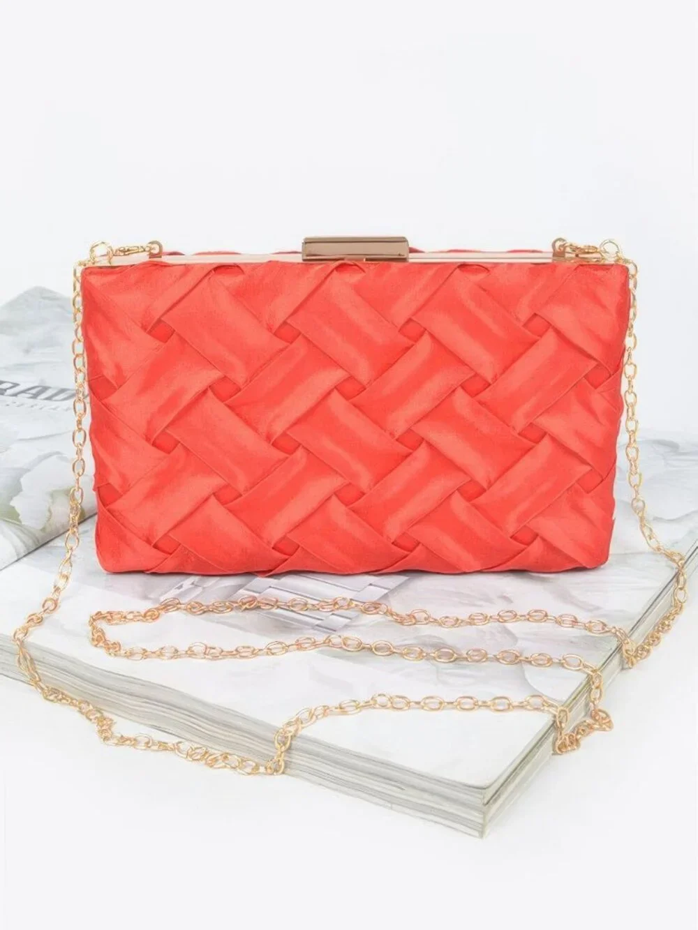BB Boutique this cross