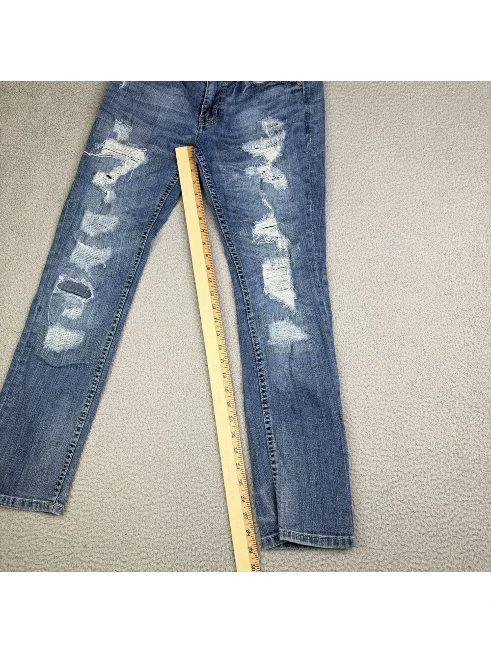 Buckle excellent distressed