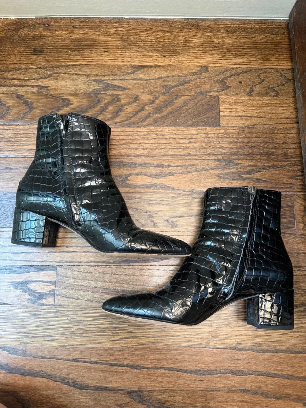 Dolce Vita chic croc