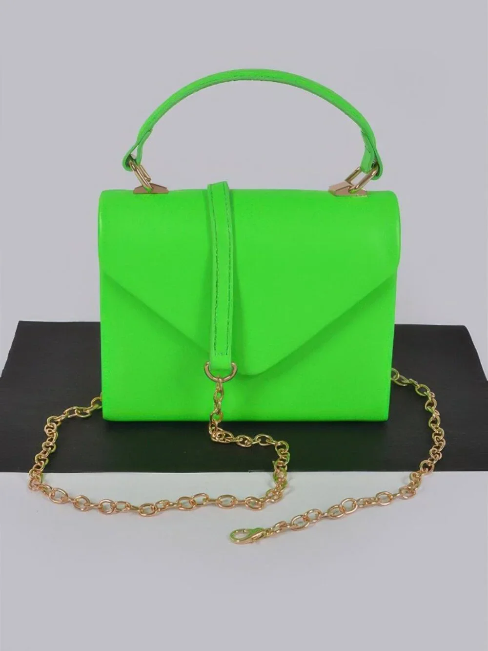 Boxy Clutch