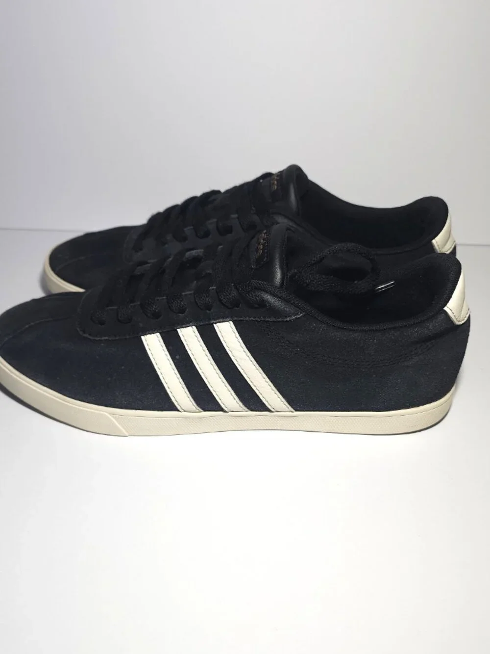 adidas photos refer