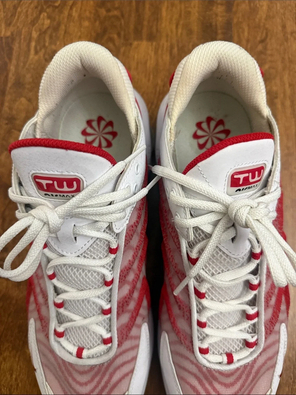 Nike white red