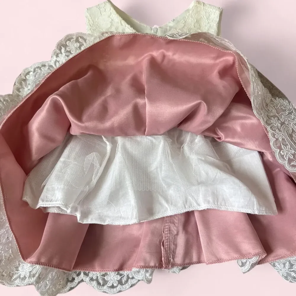 Source Unknown girls pink