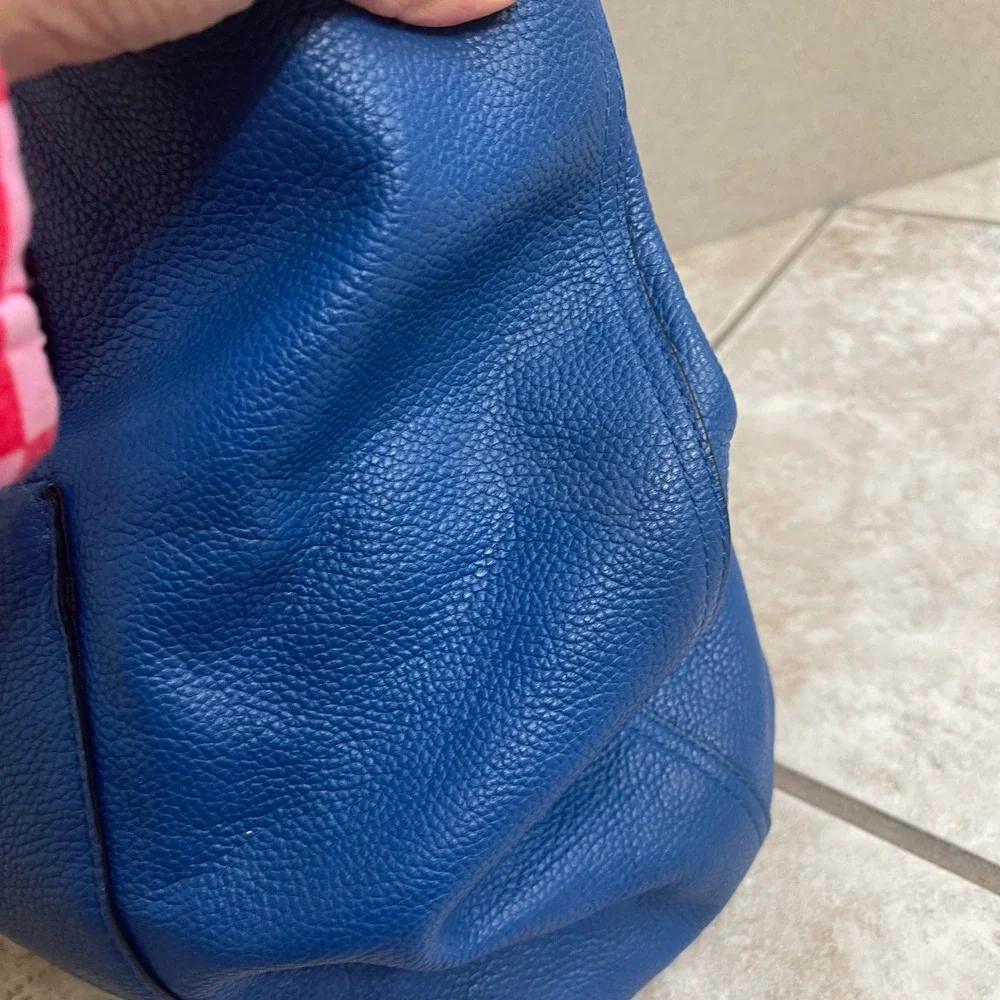 Coach Cobalt Blue Pebbled Leather Tote Bag Large Shoulder Bag  no hang tag