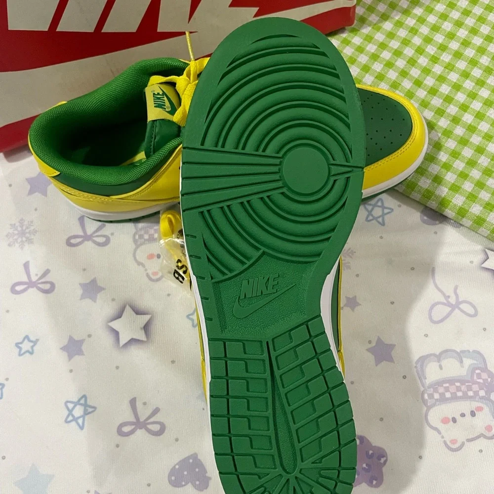 Nike brand color