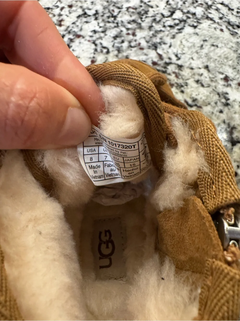 UGG Kids Chestnut Suede Lace-Up Boot with Shearling Trim LEFT FOOT ONLY 8
