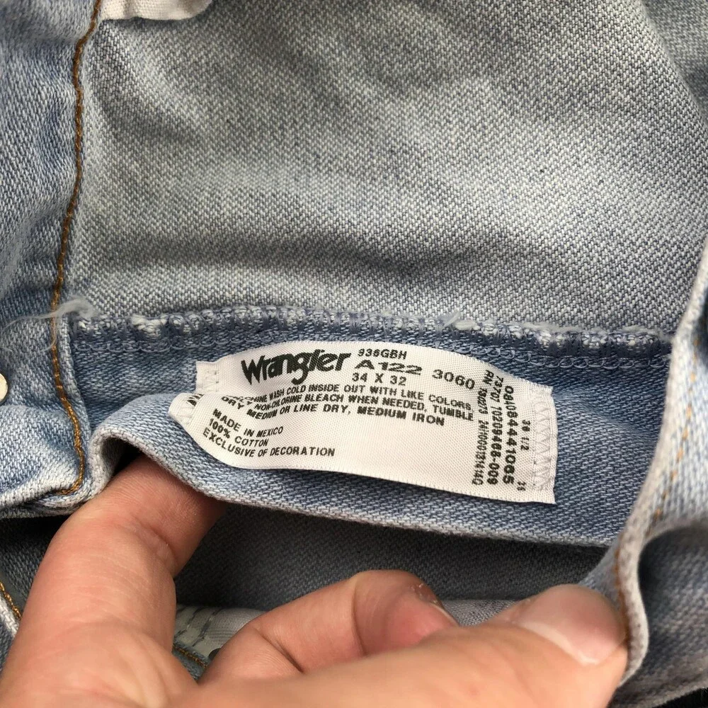 Wrangler Jeans Mens 34x32 Blue Light Wash Slim Straight Denim Cowboy Cut 936GBH