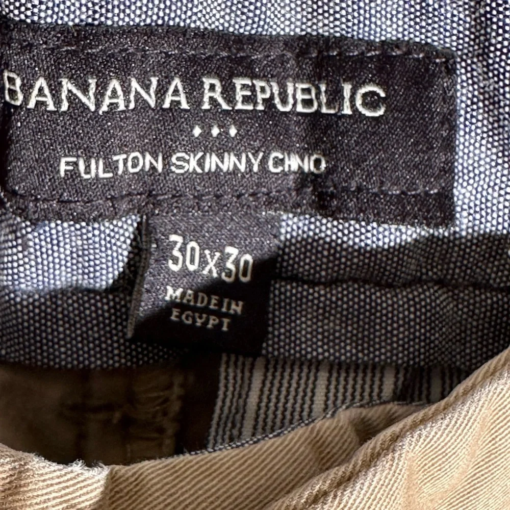 Banana Republic khaki skinny