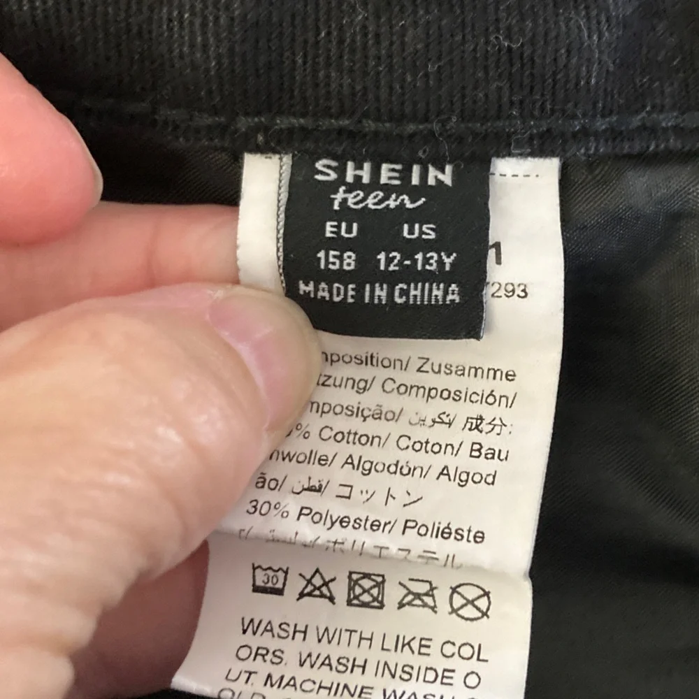 SHEIN trendy black
