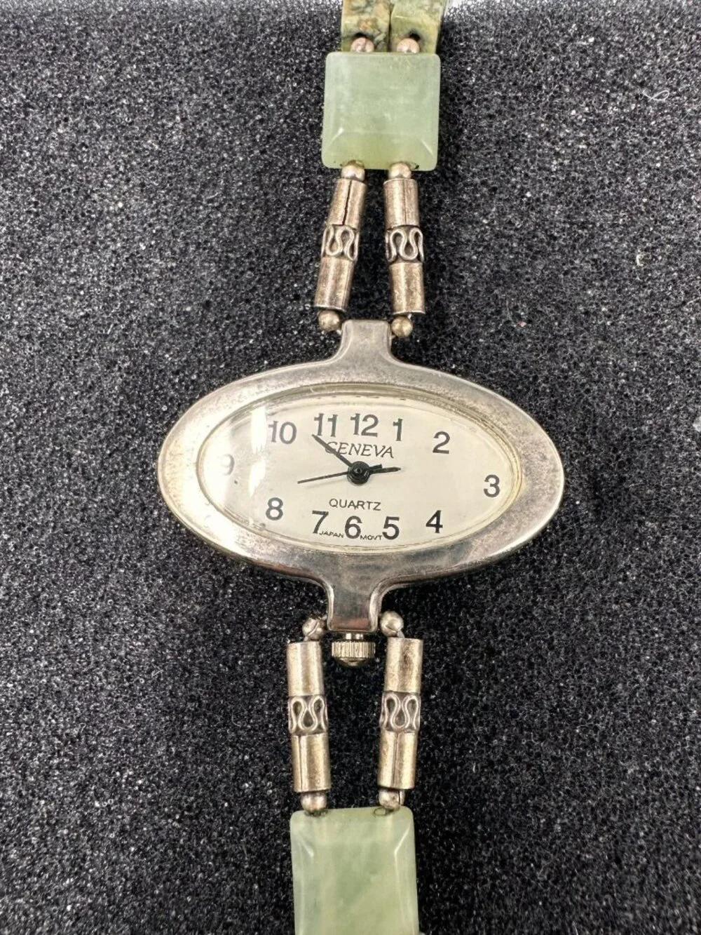 Geneva watch women