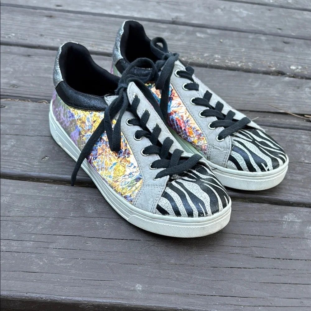 Steve Madden Zparka Colorful Zebra Print Girls Sneakers size 5