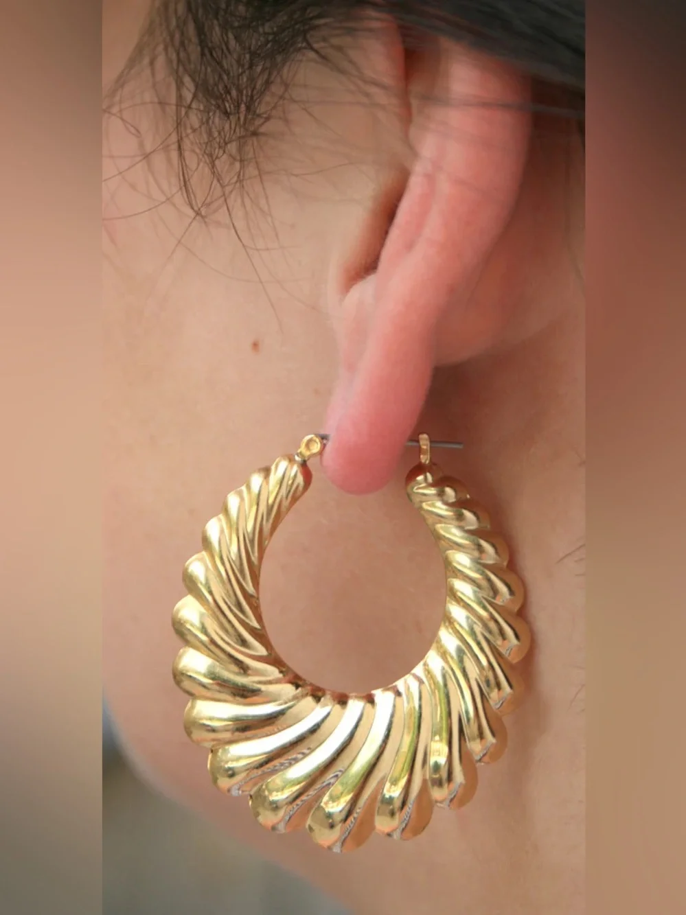 Twisted Hoop Earrings Q1324