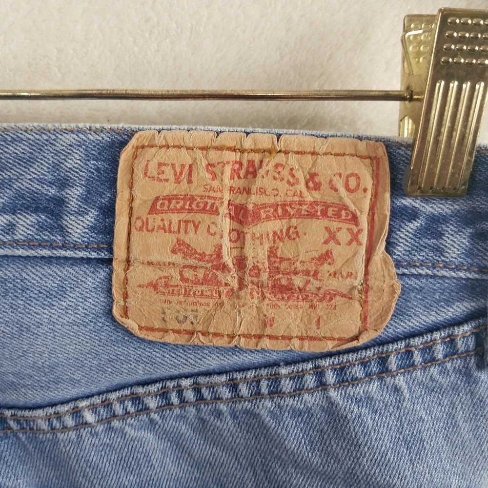 Levi Strauss 501 Jeans Mens Light Wash Button Fly Straight Leg Denim‎ Pants XX