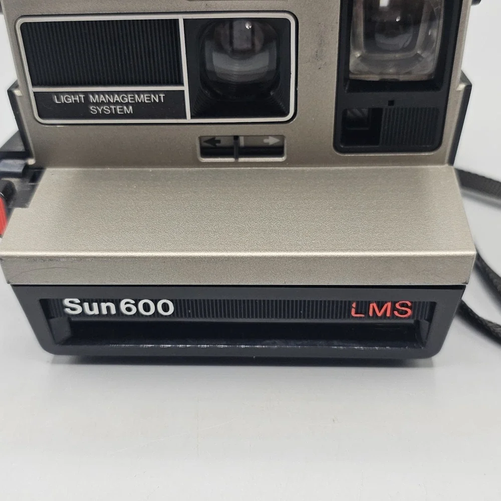 Vtg Polaroid Sun 600 LMS Instant Film Camera Light Management System Untested