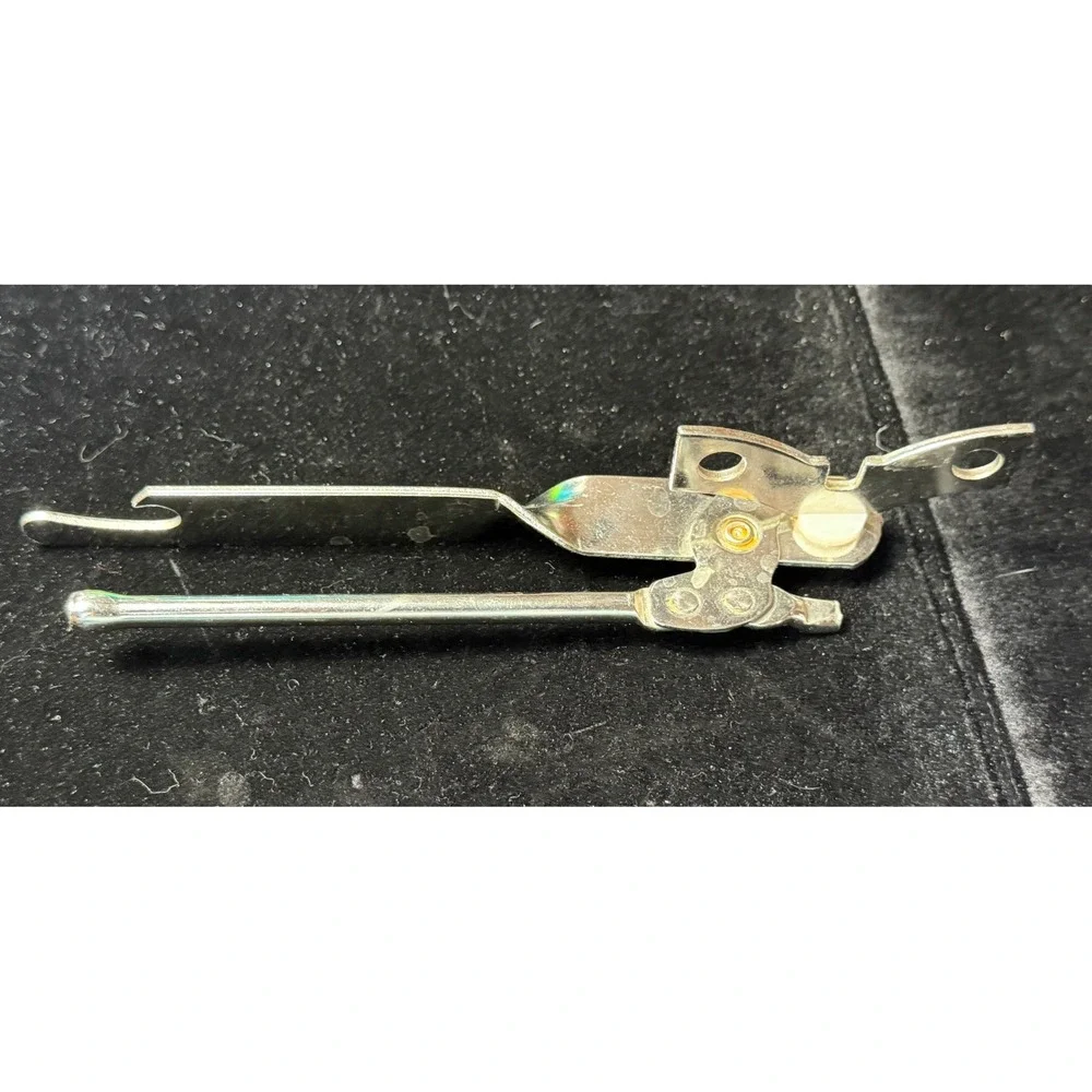 Vintage EKCO Miracle Can Opener 885 Metal Hand Crank Made in USA Bottle Opener