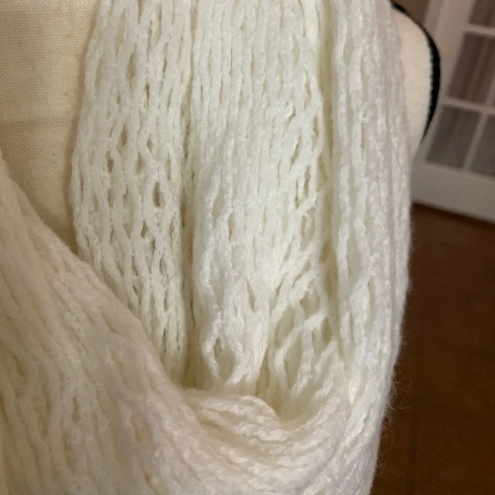 N/A off white