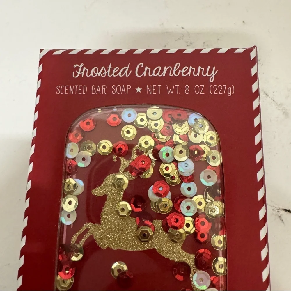 N/A frosted cranberry