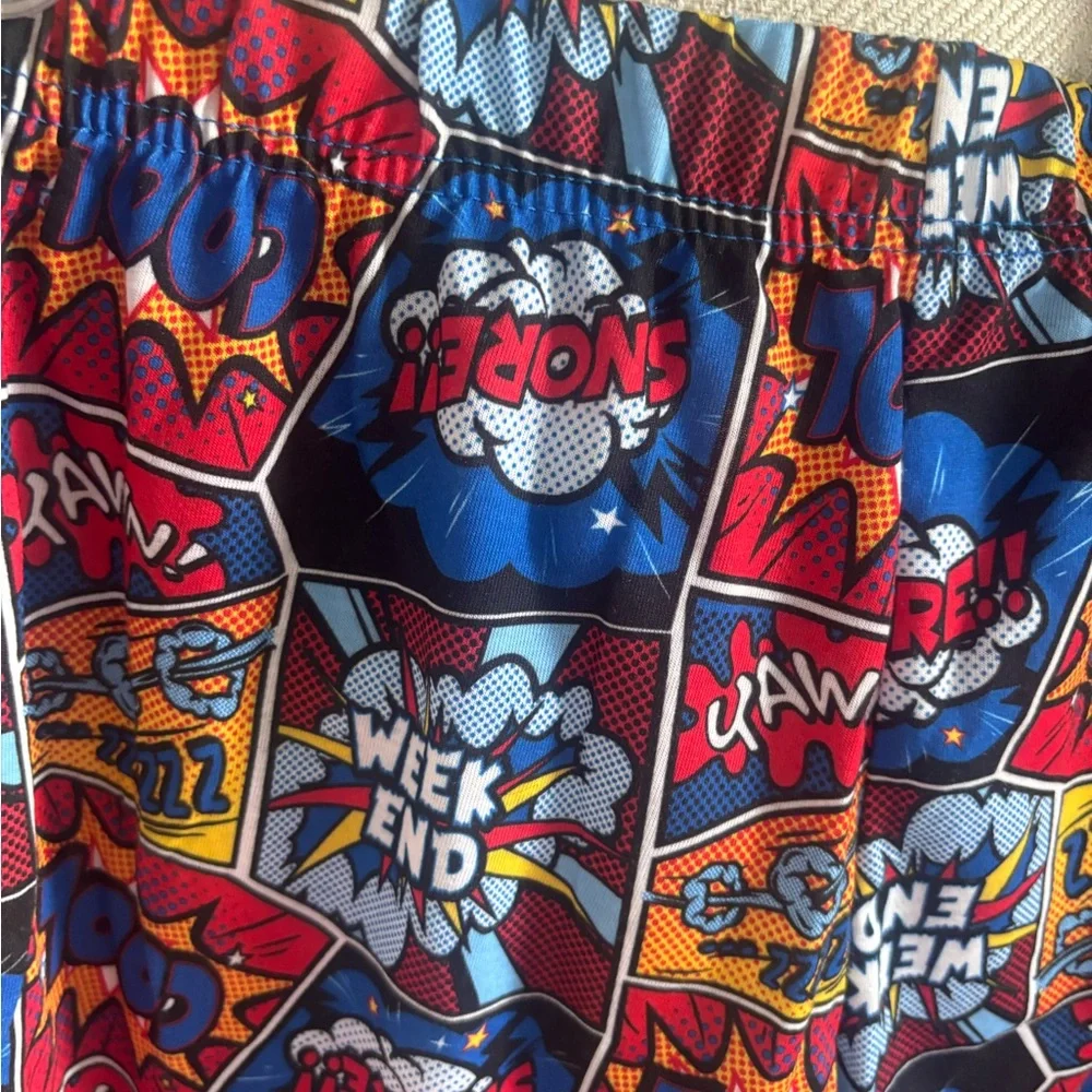 Max & Olivia vibrant shorts