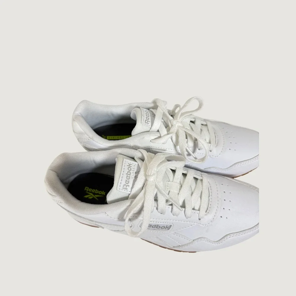 Reebok daily white keywords